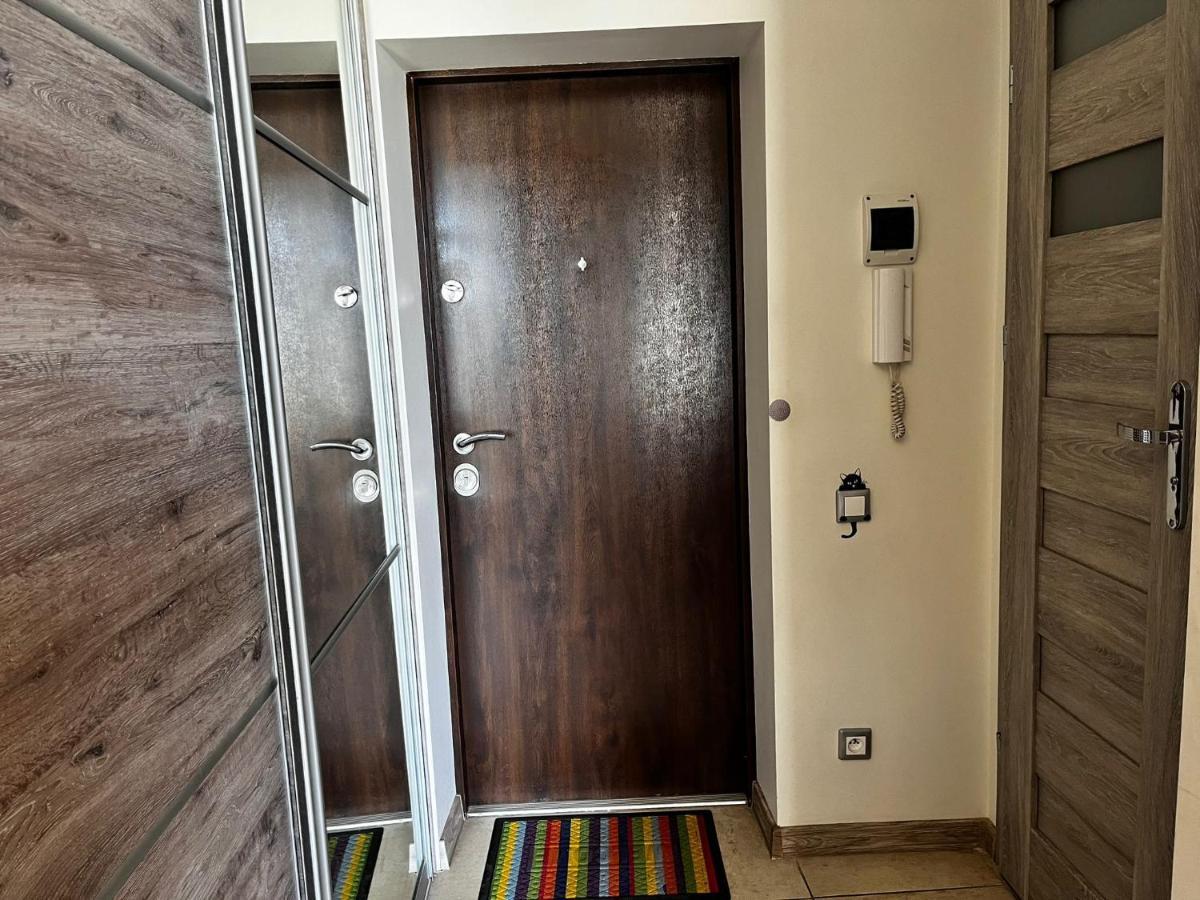 Studio Close To Royal Lazienki Park, Недалеко От Олинек Варшава Экстерьер фото