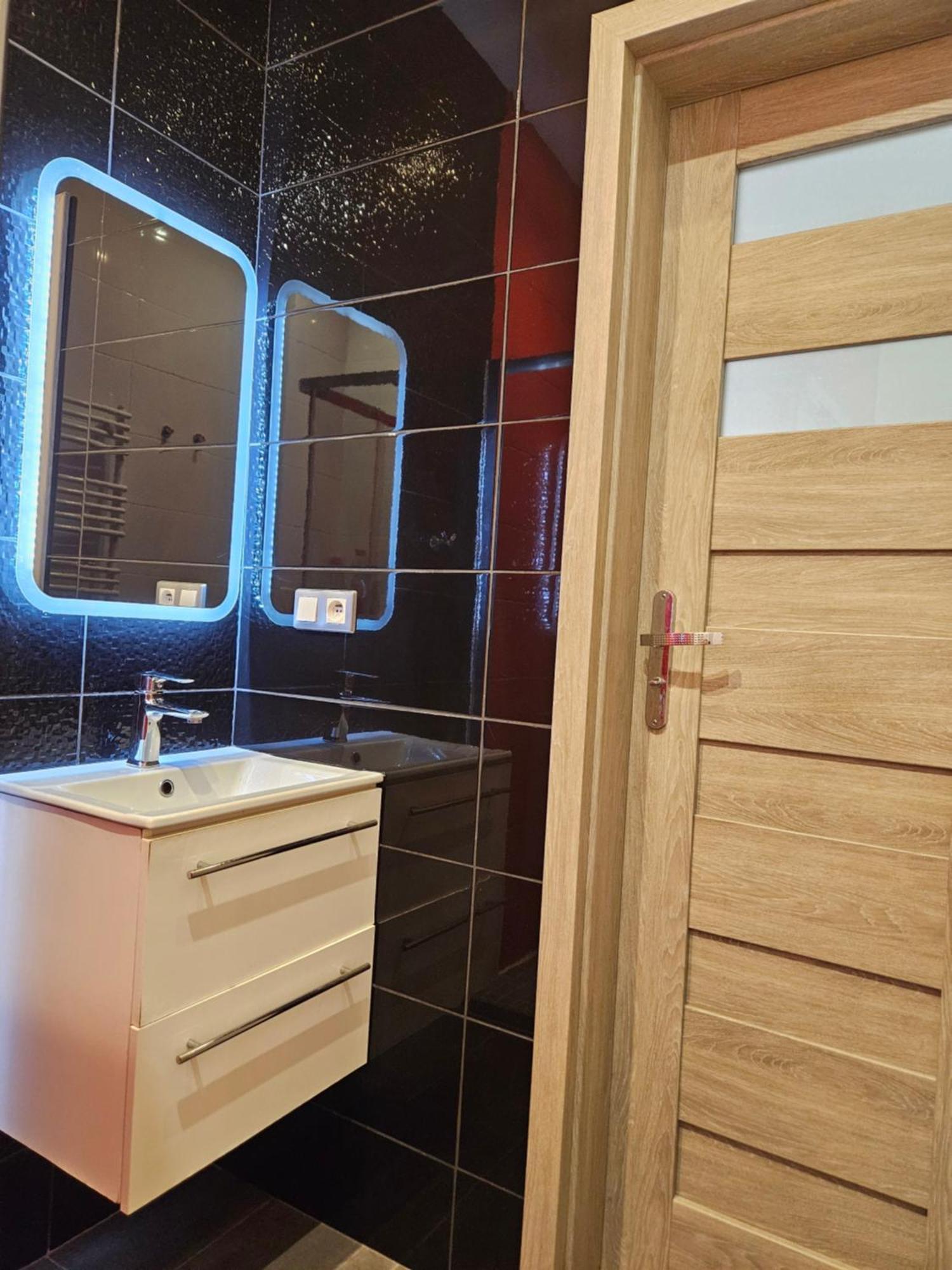 Studio Close To Royal Lazienki Park, Недалеко От Олинек Варшава Экстерьер фото